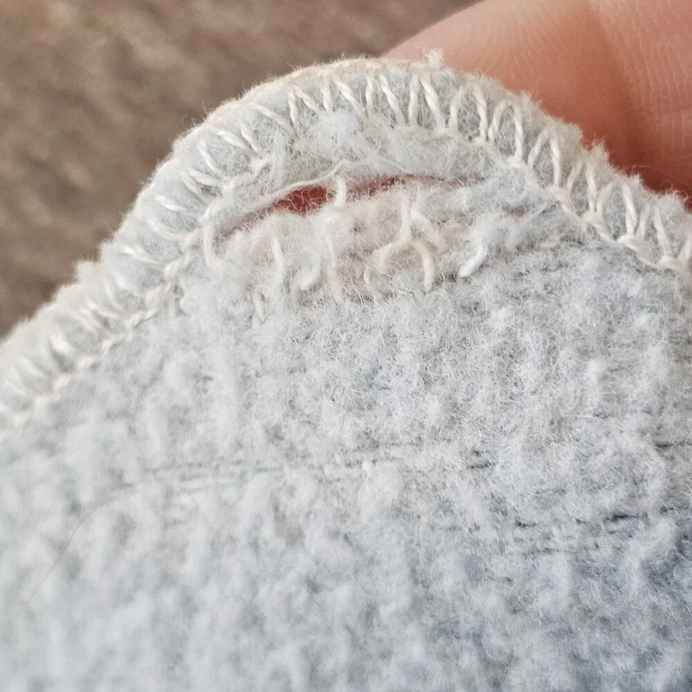 Vintage 1950s‎ Baby Blanket Reversible Blue White Scalloped Edge Circles Fleece